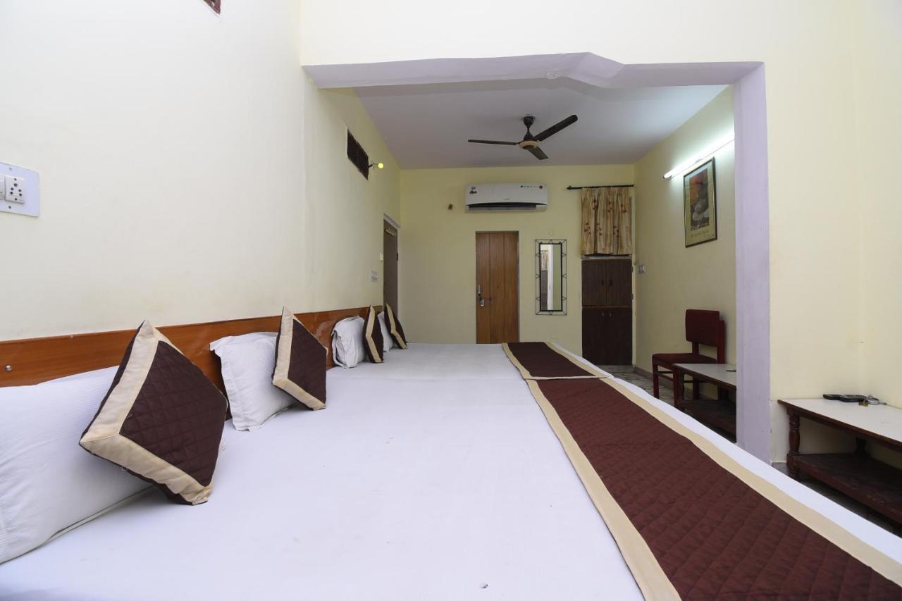 Hotel Jaipur Achrol 外观 照片